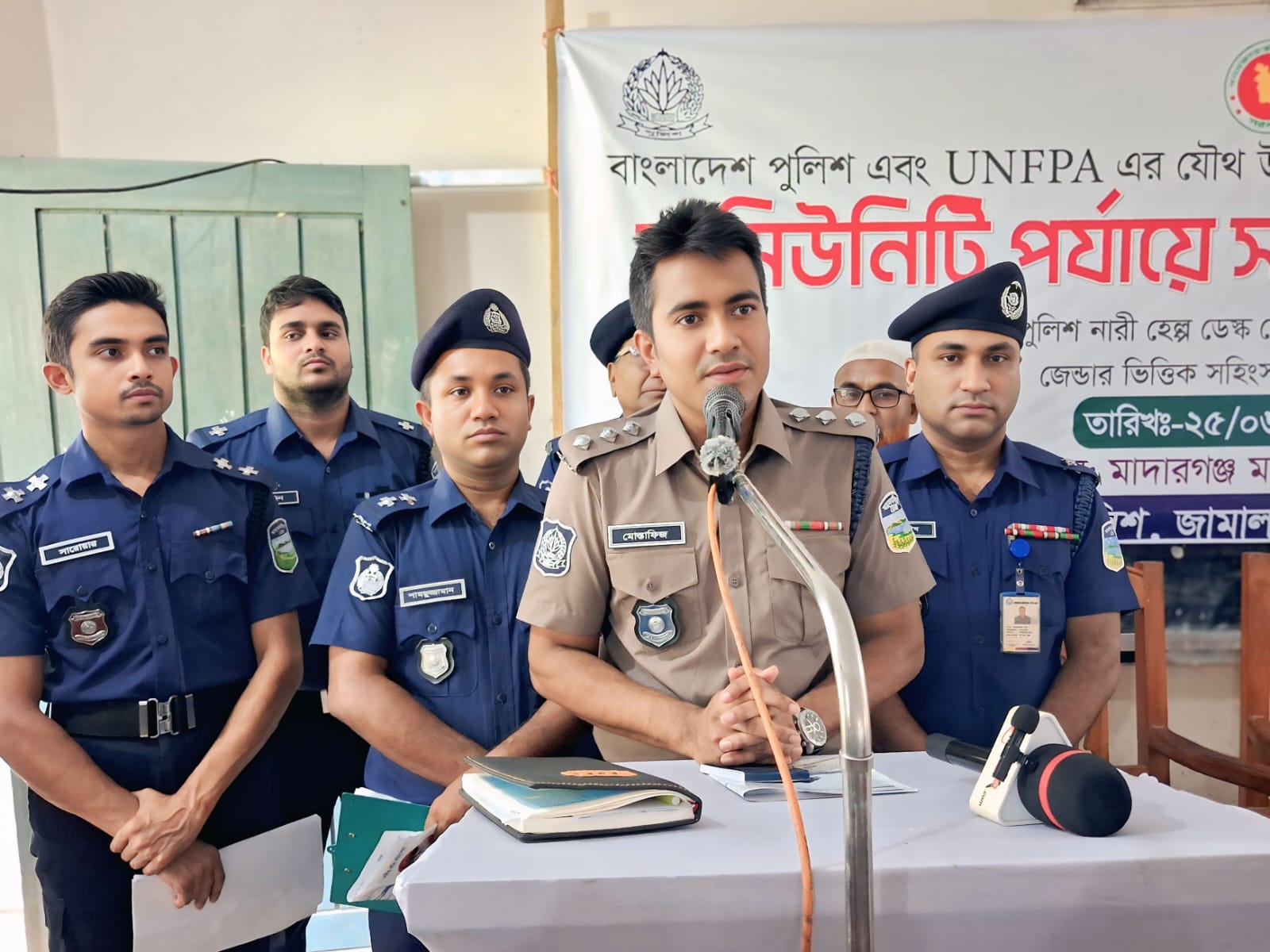 মাদারগঞ্জে কমিউনিটি পর্যায়ে সচেতনতামূলক সভা অনুষ্ঠিত