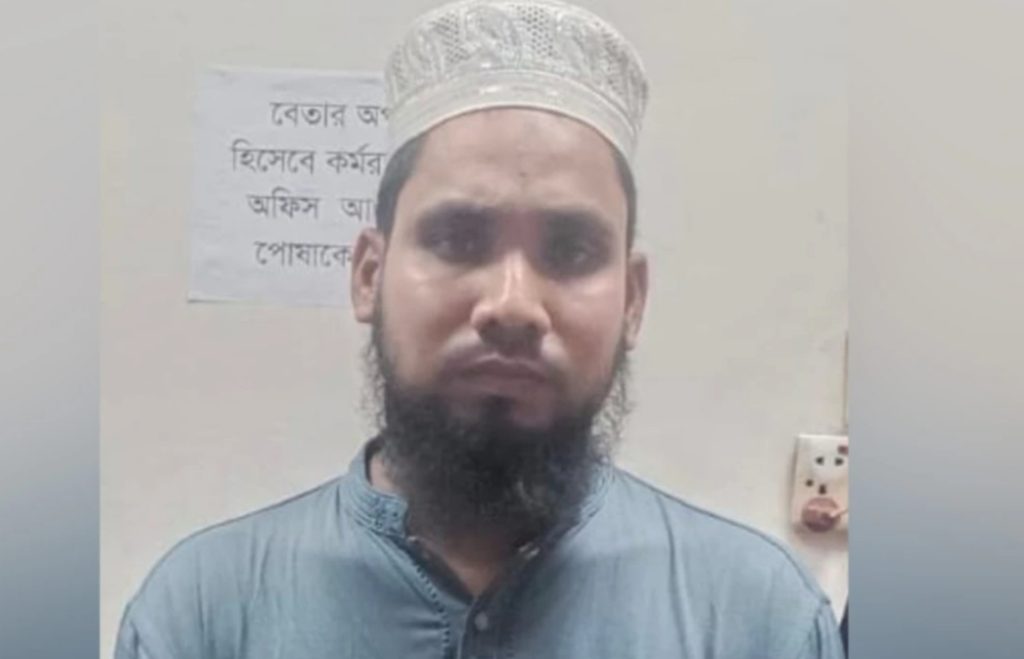 ফিল্মি কায়দায় পুলিশের কাছ থেকে পালালো আসামি